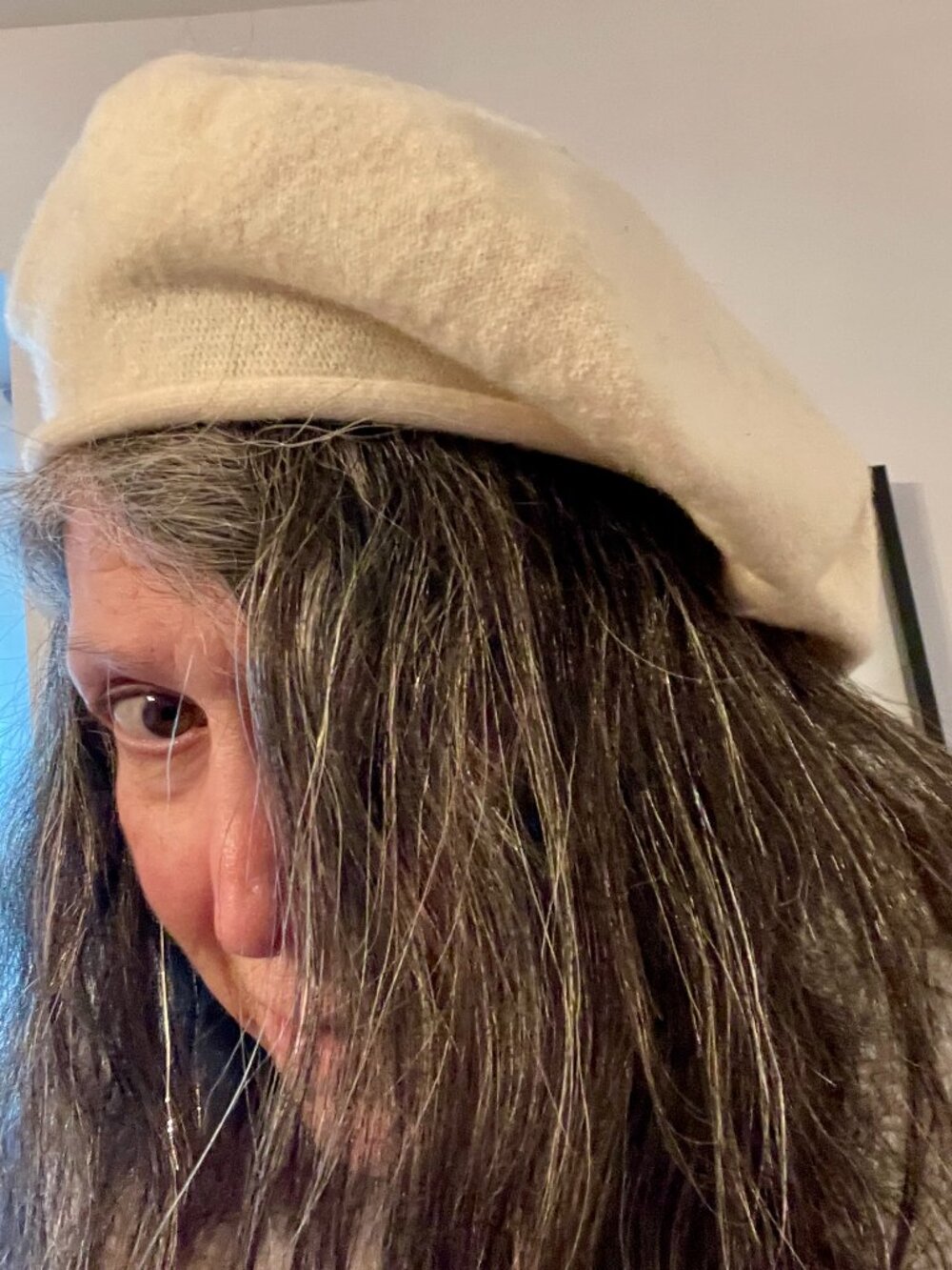 Classic beret, 100% virgin wool